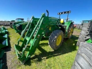 2016 John Deere 6130M Image
