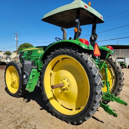 Image of John Deere 6130M equipment image 2