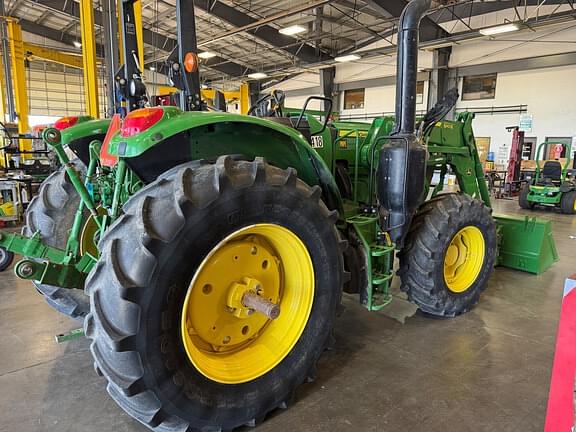 Image of John Deere 6130M equipment image 3