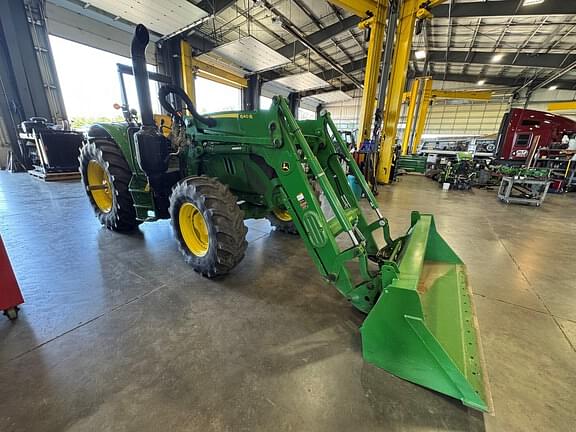 Image of John Deere 6130M equipment image 4