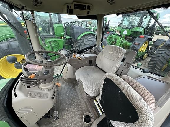 Image of John Deere 6130R equipment image 3