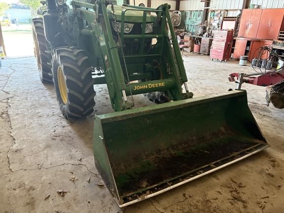 Image of John Deere 6130R equipment image 3