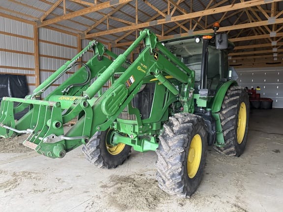 2016 John Deere 6135E Equipment Image0