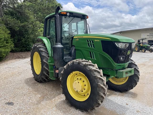 Image of John Deere 6145M equipment image 2