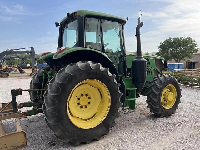 Image of John Deere 6145M equipment image 4