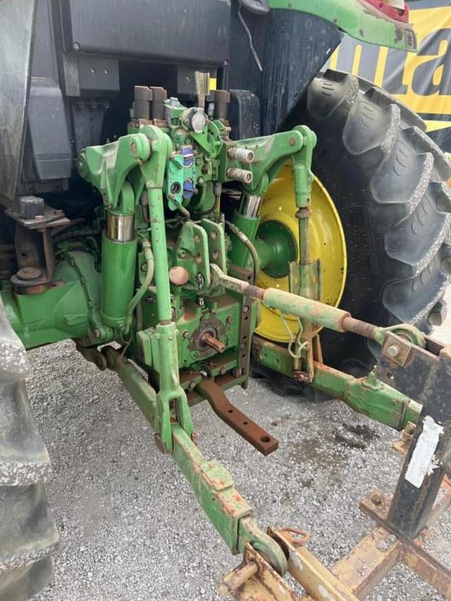 Image of John Deere 6145M equipment image 2