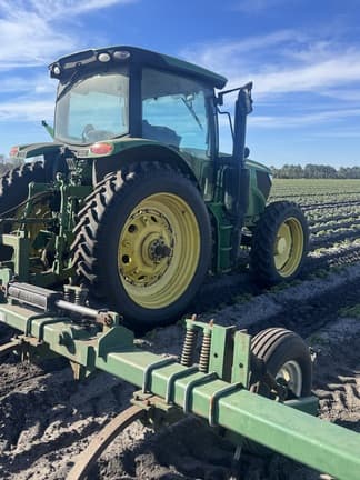 Image of John Deere 6145R equipment image 4