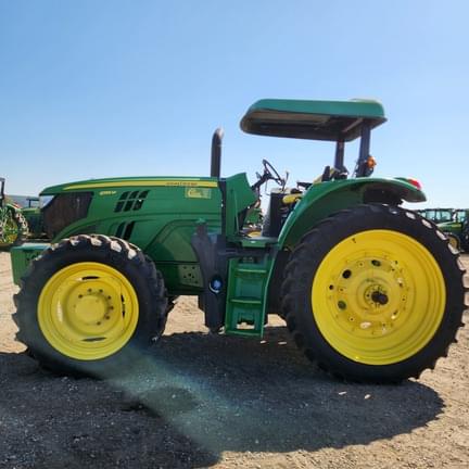 Image of John Deere 6155M equipment image 1