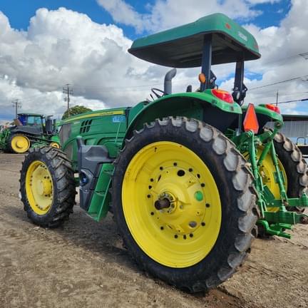 Image of John Deere 6155M equipment image 2