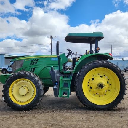 Image of John Deere 6155M equipment image 1
