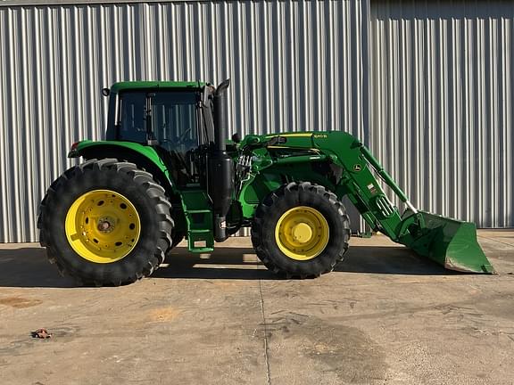 Image of John Deere 6155M equipment image 1