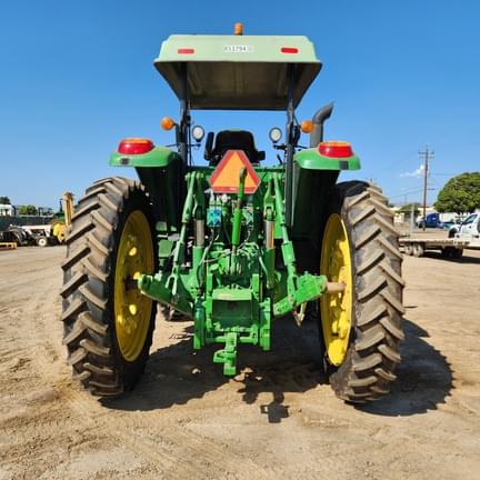 Image of John Deere 6155M equipment image 3