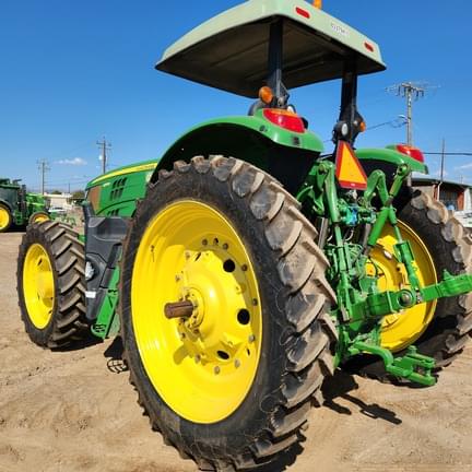 Image of John Deere 6155M equipment image 2