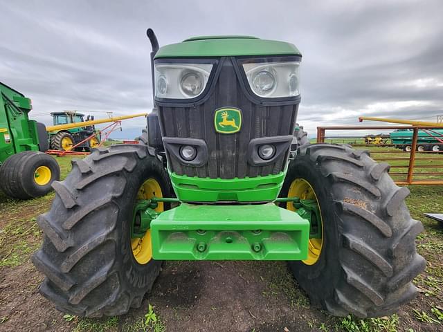 Image of John Deere 6155M equipment image 4