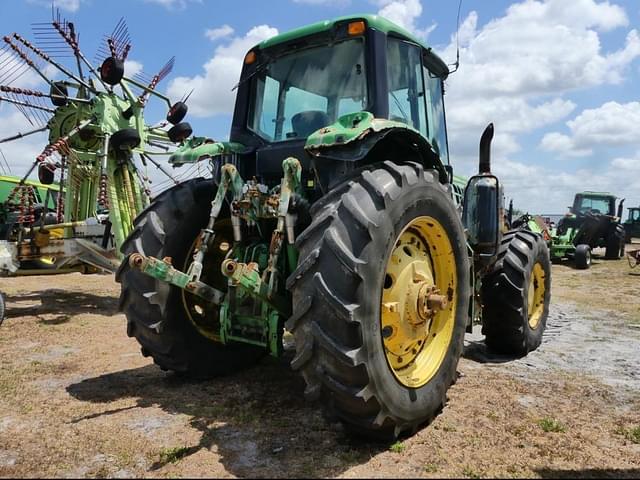 Image of John Deere 6155M equipment image 2