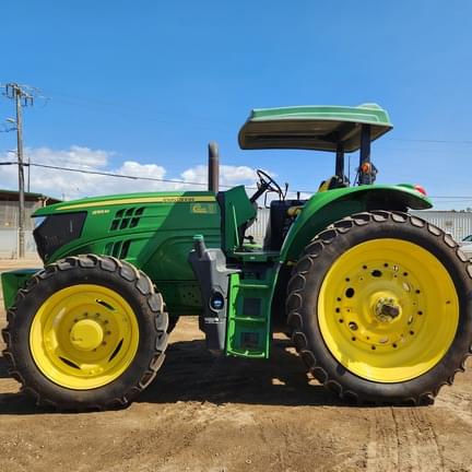 Image of John Deere 6155M equipment image 1