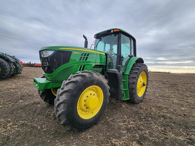 Image of John Deere 6155M equipment image 4