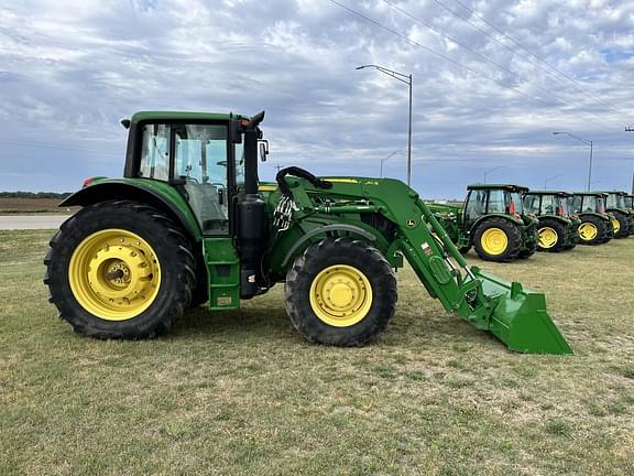 Image of John Deere 6155M equipment image 3