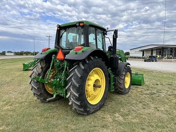 Image of John Deere 6155M equipment image 4