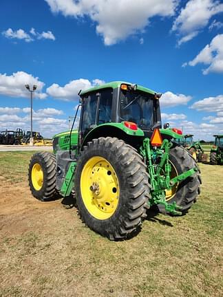 Image of John Deere 6155M equipment image 4