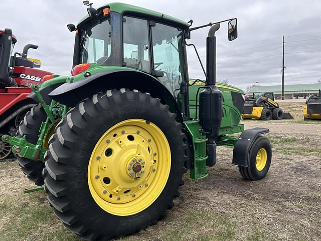 Image of John Deere 6155M equipment image 2