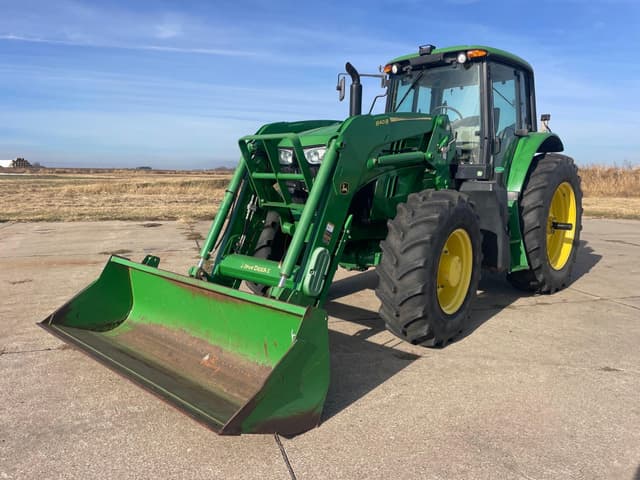 Image of John Deere 6155M equipment image 1
