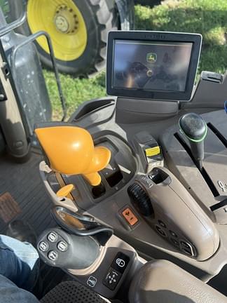 Image of John Deere 6155R equipment image 4