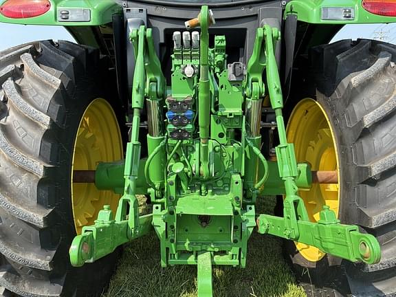 Image of John Deere 6155R equipment image 3