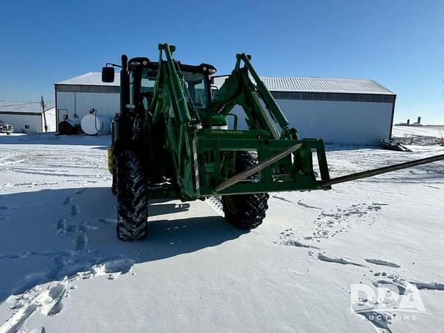 Image of John Deere 6155R equipment image 4