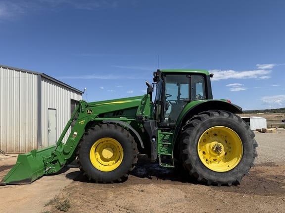 2016 John Deere 6175M Equipment Image0