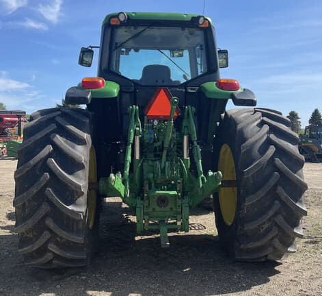 Image of John Deere 6175M equipment image 3