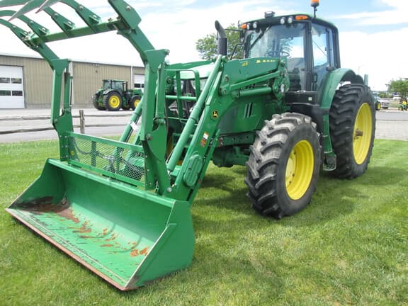 Image of John Deere 6175M Primary image