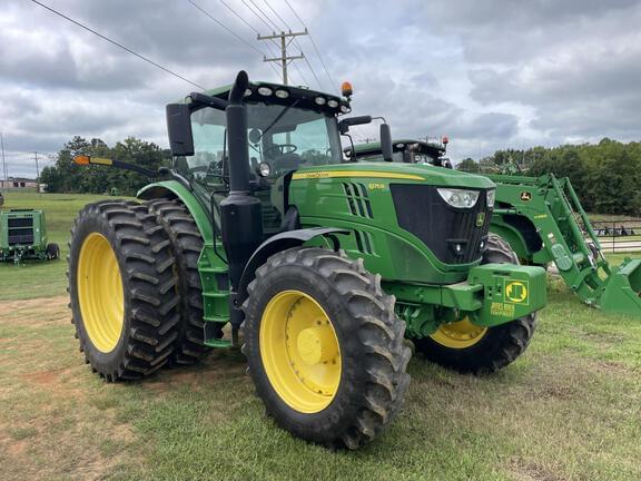 Image of John Deere 6175R Image 1