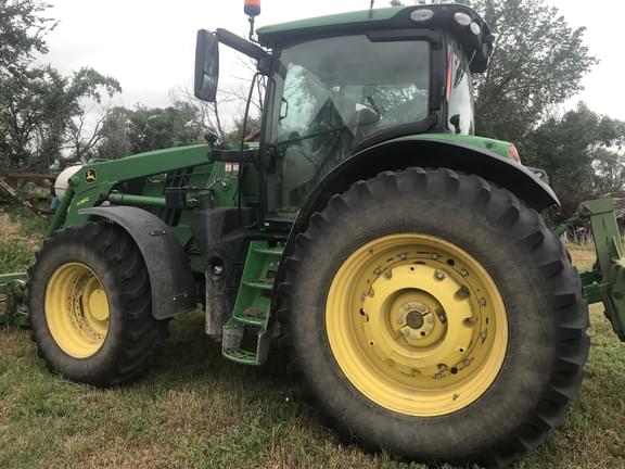 Image of John Deere 6175R equipment image 1