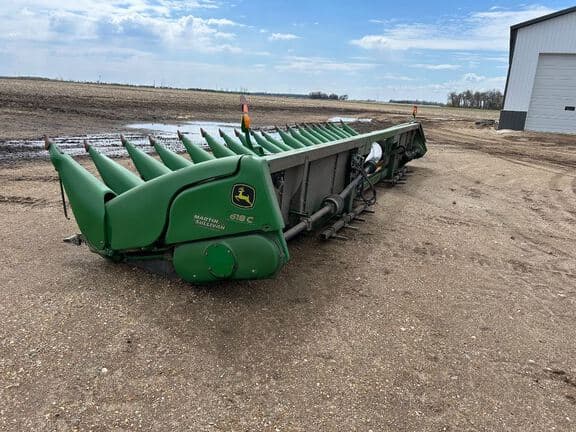 Image of John Deere 618C equipment image 1