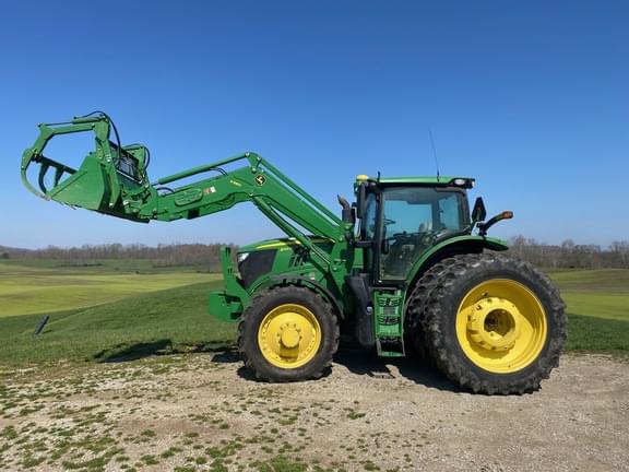 Image of John Deere 6215R equipment image 4