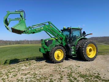 Main image John Deere 6215R