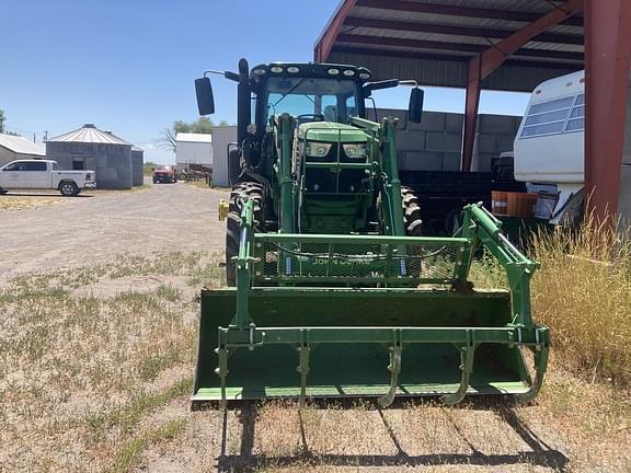 Image of John Deere 6215R equipment image 4