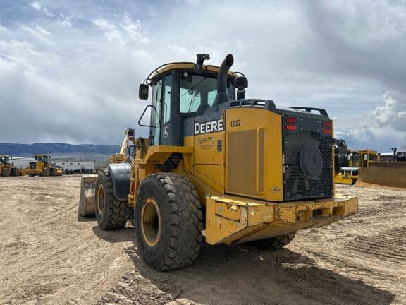 Image of John Deere 624K equipment image 2