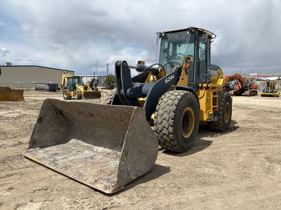 Image of John Deere 624K Primary image