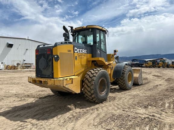 Image of John Deere 624K equipment image 4