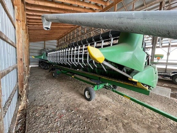 2016 John Deere 625F Equipment Image0