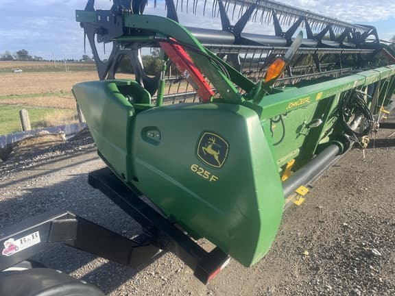 Image of John Deere 625F equipment image 4