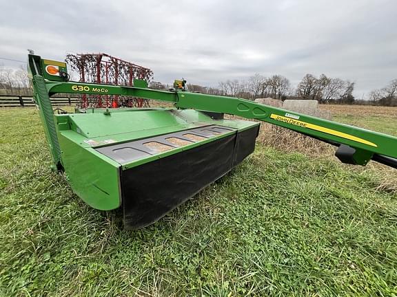 Image of John Deere 630 equipment image 3