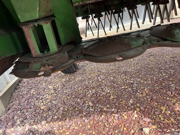 Image of John Deere 630 equipment image 4