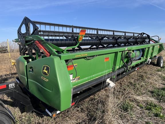 Image of John Deere 630F equipment image 4