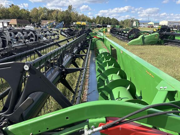 Image of John Deere 630F equipment image 3