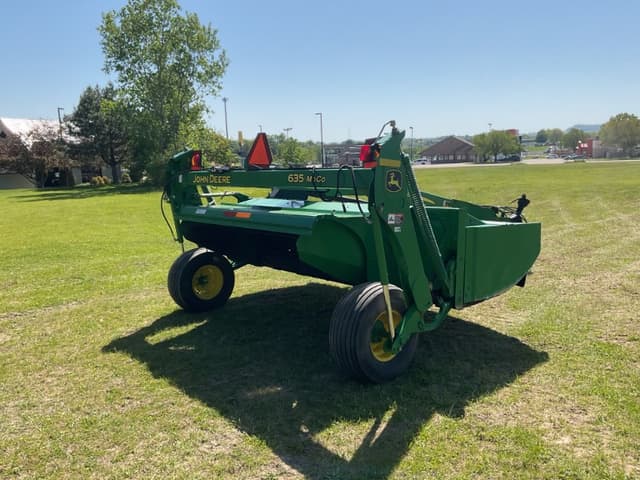 Image of John Deere 635 equipment image 4