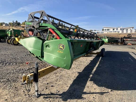 Main image John Deere 635F