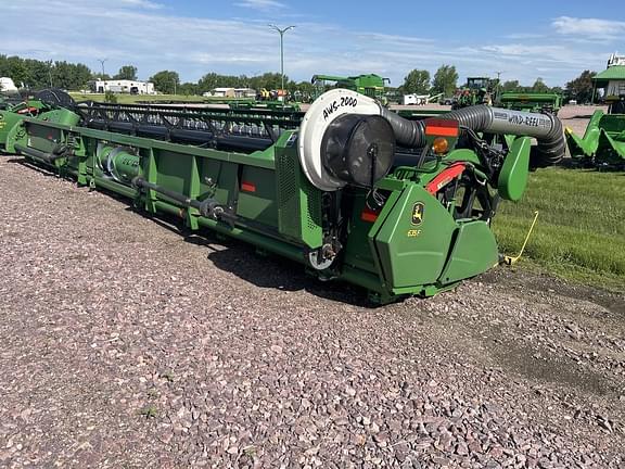 Image of John Deere 635F equipment image 3